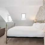 Couette-café Cragwood 4*