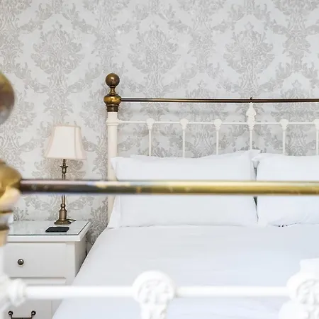 Cragwood Nocleg ze śniadaniem