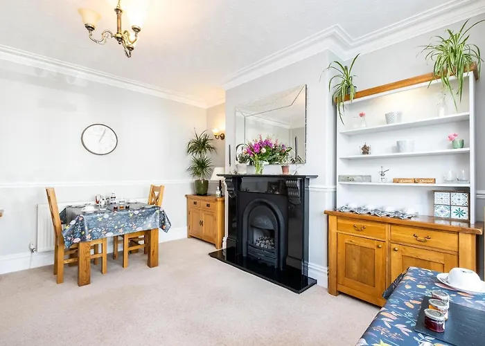 Cragwood Bed & Breakfast 4*